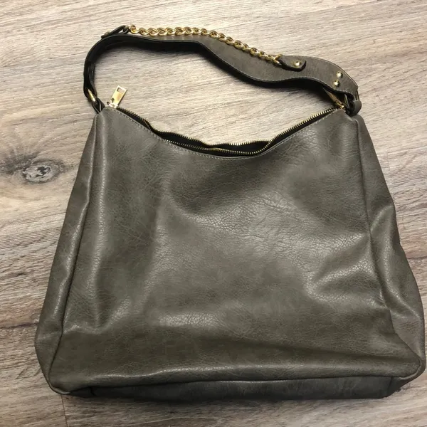 Large Gray Faux Leather Purse - Image 3