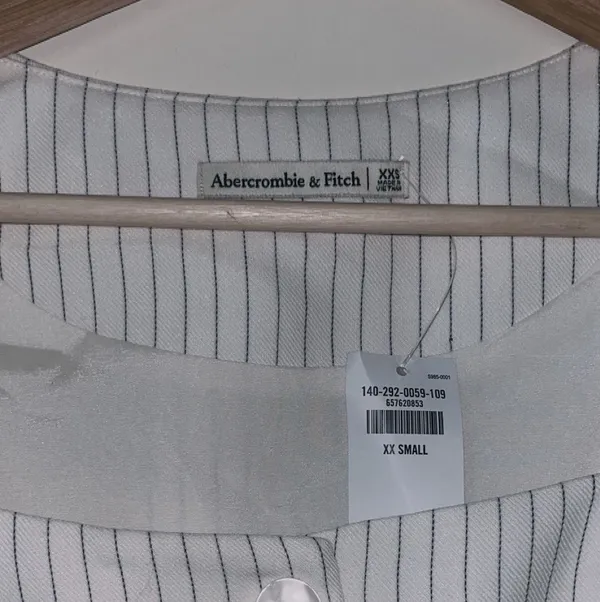 Abercrombie Pinstripe Vest Top - Image 3