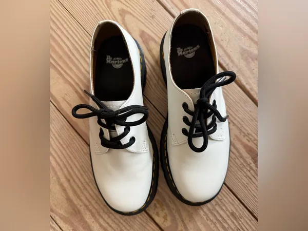 Dr. Martens 1461 Quad Smooth Leather Platform Shoes size 8 - Image 2