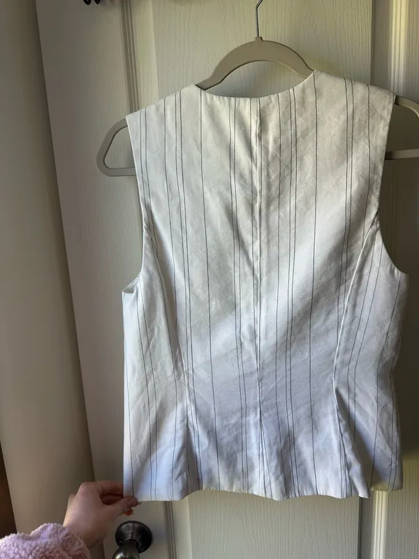 H&M vest - Image 3