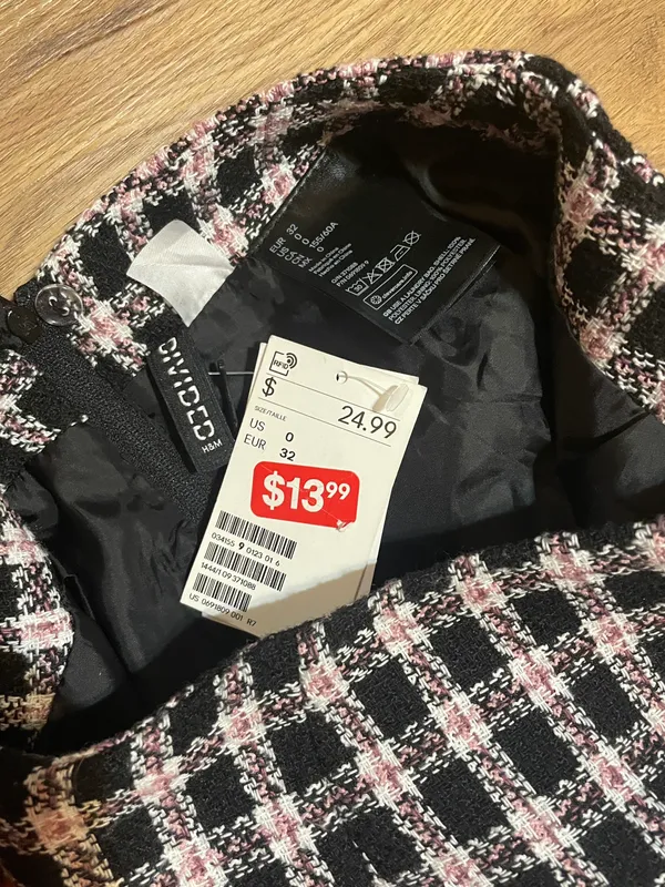 H&M Tweed Mini Skirt - Image 3