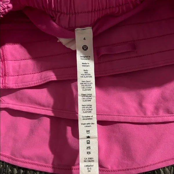 Lululemon Hotty Hot High Rise Skirt *Long Mesh Swift Sonic Pink Size 4 - Image 4