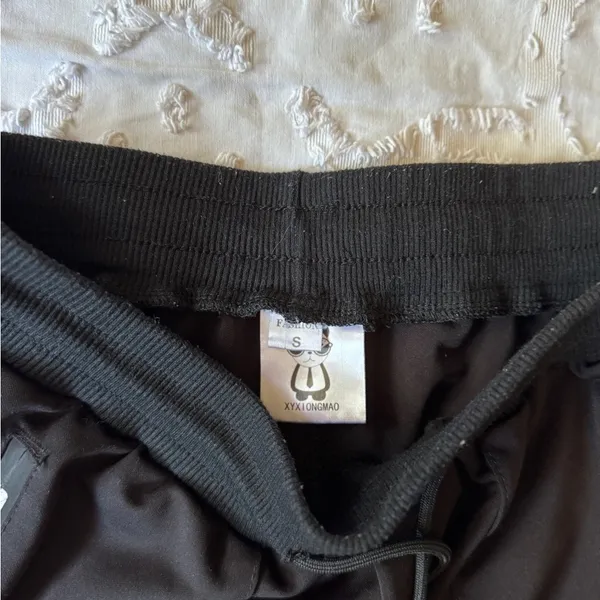 S BLACK CARGO JOGGERS WITH buckles and design - Image 5