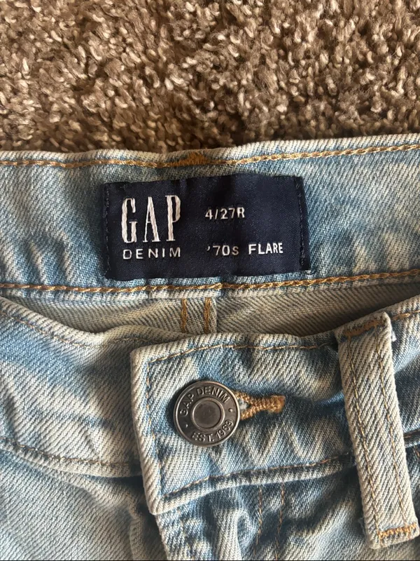 GAP Light Wash Flare Jeans with Knee Rip - Image 2