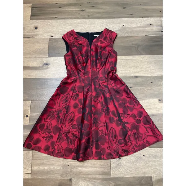 Studio One NY Dress Size 6 Red Matted Satin Black Floral Sleeveless Fit & Flare - Image 4