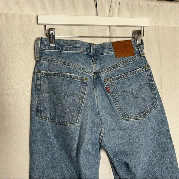 Levi’s 501 Lightly Distressed High Rise Waist Straight Leg Denim Blur‎ Jeans 24 - Image 4