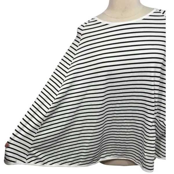 Kefee Kol Nursing Poncho Cover Up Black White Stripes‎ - Image 6