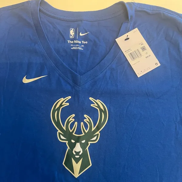 Nike Milwaukee Bucks NBA Womens V-Neck T-Shirt Blue‎ XXL DU5569-480 NEW - Image 2