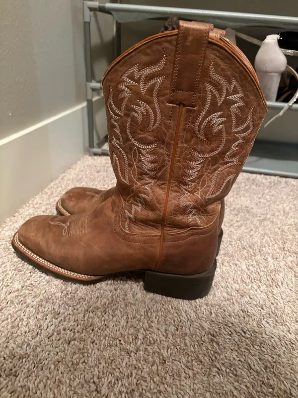 Cowboy Boots Brown Size 9.5 - Image 2