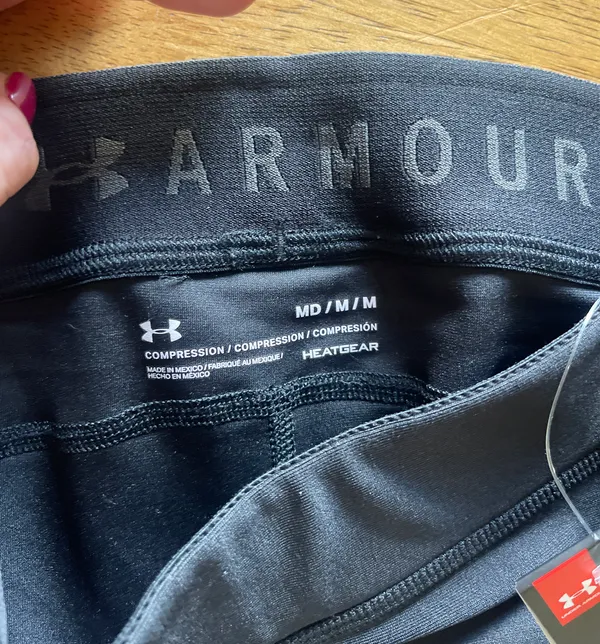 Under Armour Black Cropped Leggings Compression - Image 7