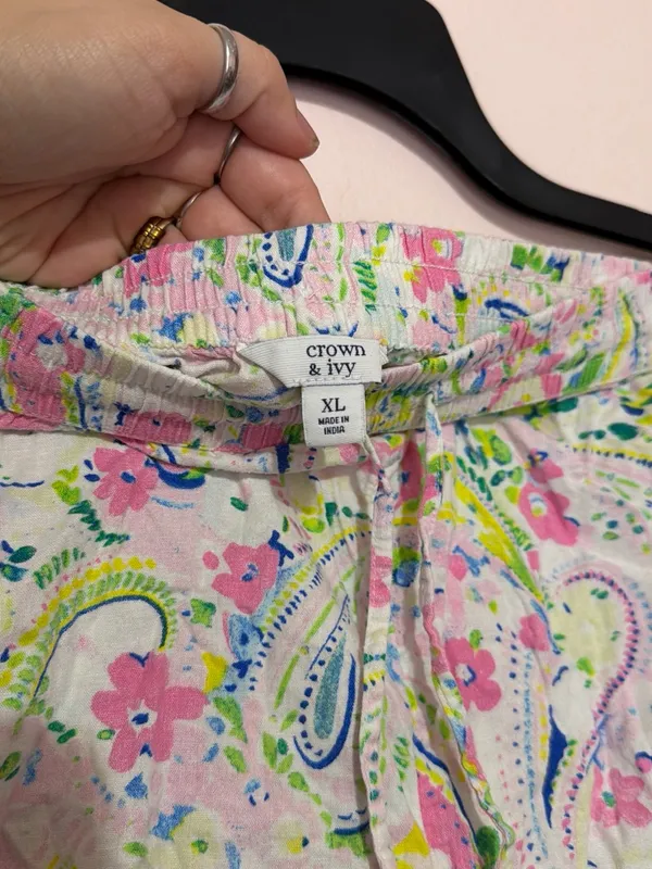 crown & ivy Pink and Green Paisley Floral Drawstring Shorts - Image 5