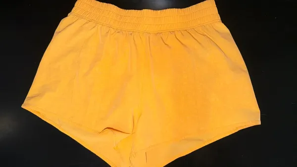 Shorts Yellow - Image 2