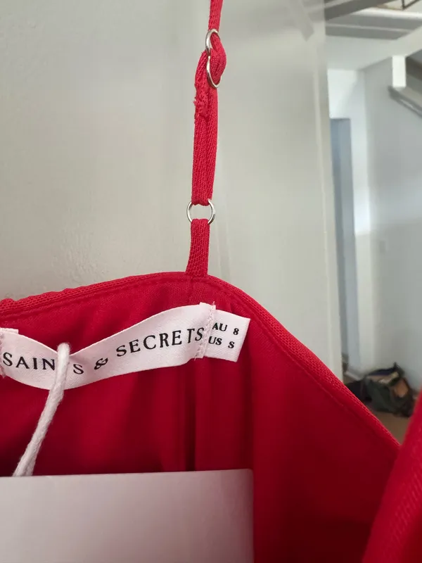 Red formal dress - Image 3