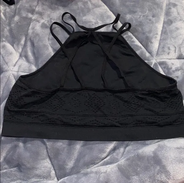 Victoria's Secret Yoga Bralette - Image 4