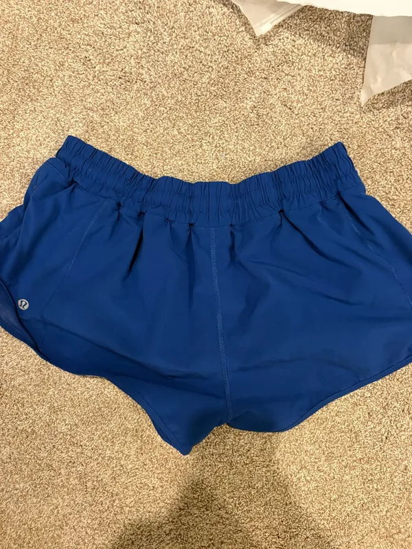 Lululemon Hotty Hot Shorts 2.5" Blue  - Image 2