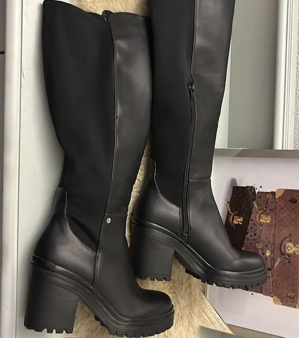 Urban outfitters long black boots size 9 - Image 9