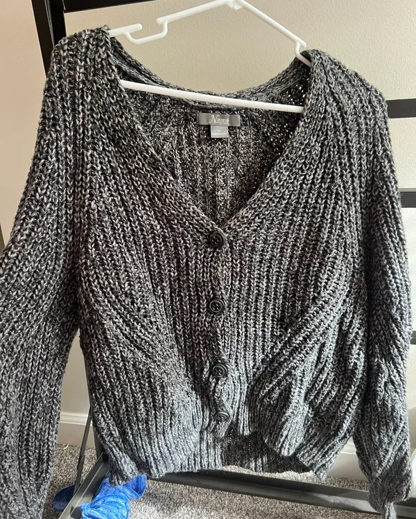 Sweater Size M - Image 2