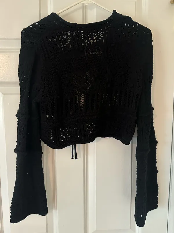 Women’s Zara black crop crochet cardigan - Image 4