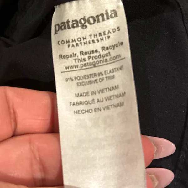 Patagonia Black White Gym Athleisure Activewear Shorts L - Image 9