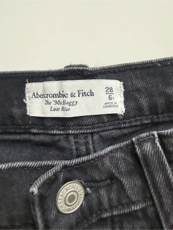 Abercrombie & Fitch The 90s Baggy Low Rise Distressed Jeans Black Size 28/6 - Image 7