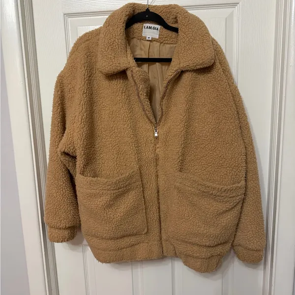 I AM GIA x REVOLVE Size Medium teddy Sherpa jacket‎ full zip - Image 2