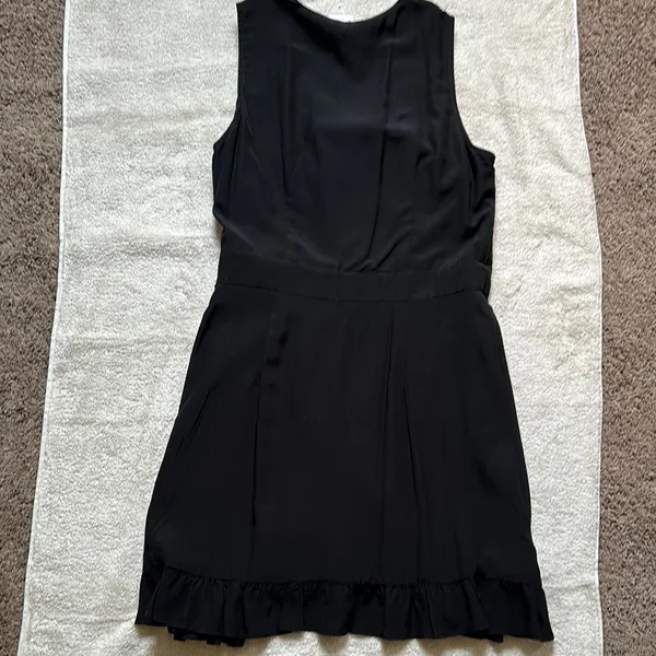 Loft Elegant Black Sleeveless Dress - Image 4