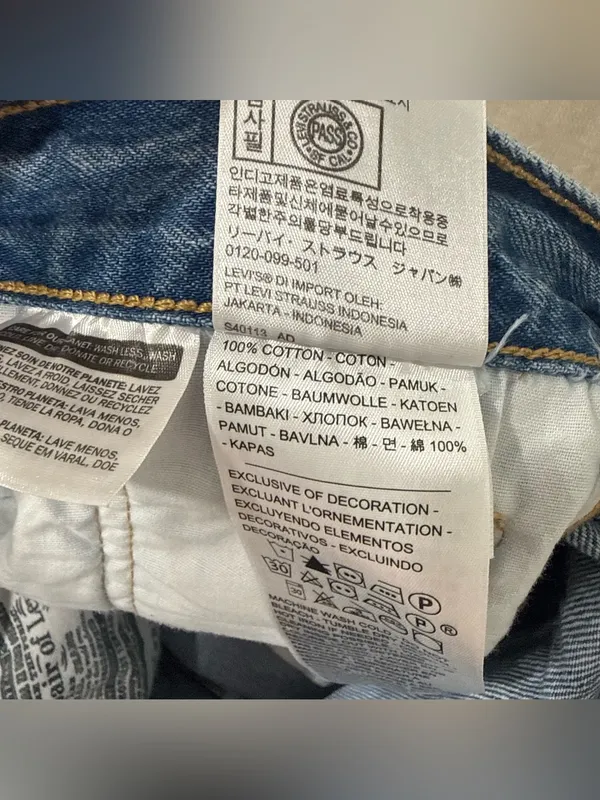 Levi’s 501 Blue Jean Shorts 27 - Image 2
