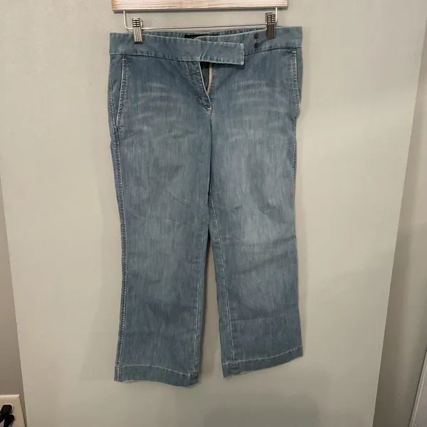 Express Editor Capris Light Wash Denim Cropped Wide Leg Womens 4 - Image 2