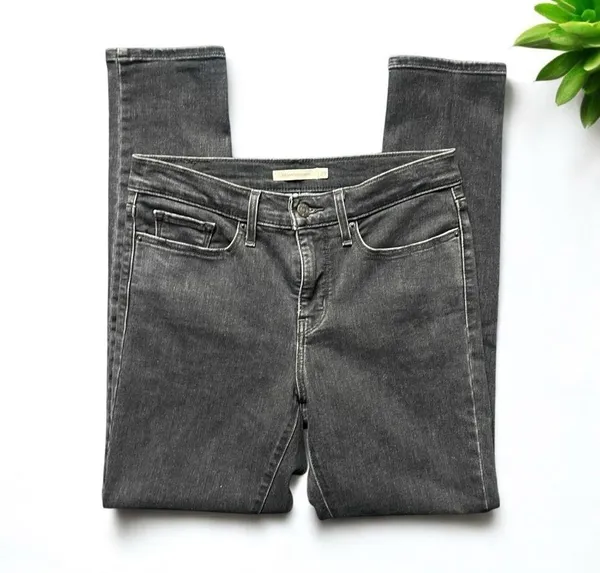 Levis 311 Shaping Skinny Jeans in Black Wash - Image 7