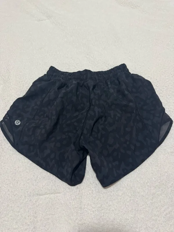 lululemon hotty hot shorts  - Image 2