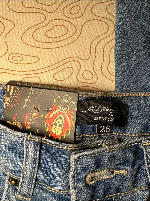 Ed Hardy Low Rise Bootcut Tattoo Jeans Size 26 NWT - Image 4