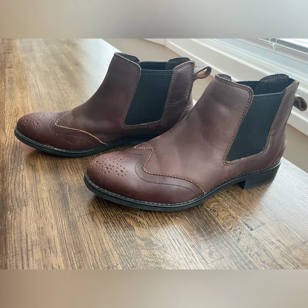 Sperry Brown Leather Chelsea Boots Booties - Size 7.5 - Image 2
