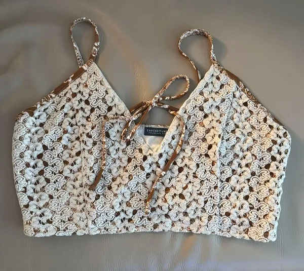 EARTHBOUND Cream Sleeveless Cropped Camisole - Image 2
