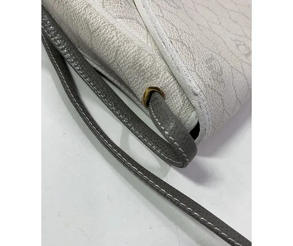 Vintage  Purse - Image 6