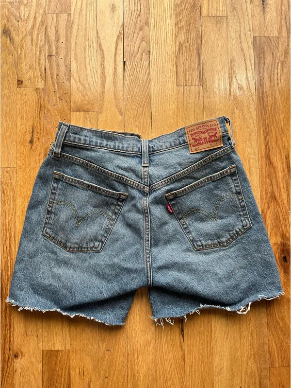 Levi’s Shorts - Image 3