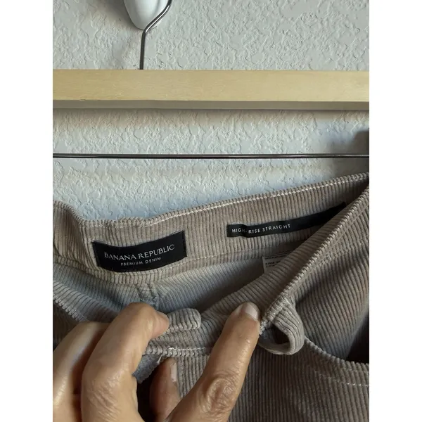 Banana Republic Women's High‎ Rise Straight Leg Tan Corduroy Pants Size 30 - Image 3