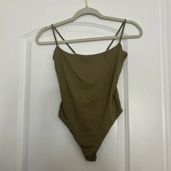 Skims Fits Everybody Cami Bodysuit - Image 2