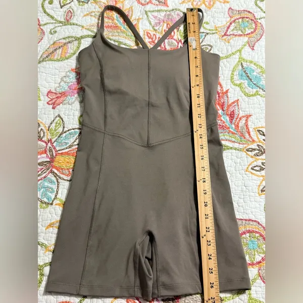 All In Motion small shorts bodysuit tight fit built in shelf bra removable pads - Image 4