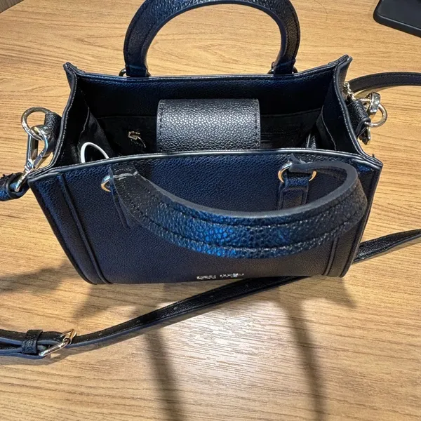 black mini tote bag clutch Black Structured Mini Crossbody Bag - Image 2