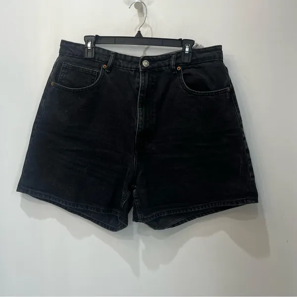 Zara Denim Shorts Duo - Blue and Black size 14 - Image 5
