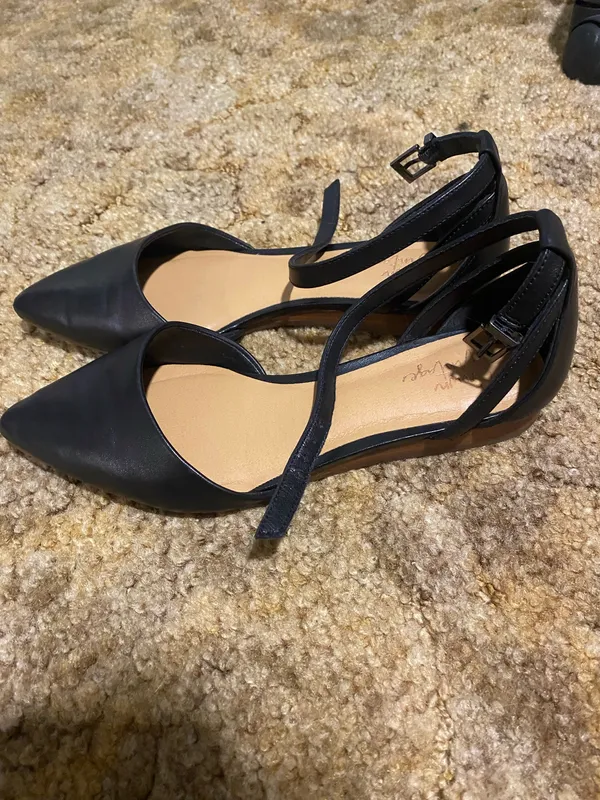 Crown vintage flats Black Size 6.5 - Image 3