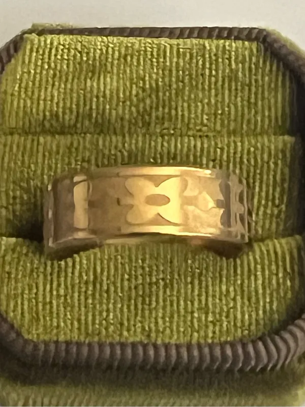 Butterfly Design Stainless Steel Golden 8mm Polished Finish Band Size 9 - Image 2