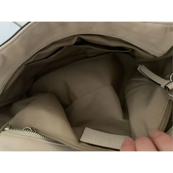 Coach off white or cream shoulder bag - Image 6