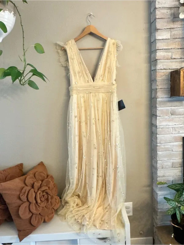 SOIEBLU Elegant Star Embellished Maxi‎ Dress - Image 2