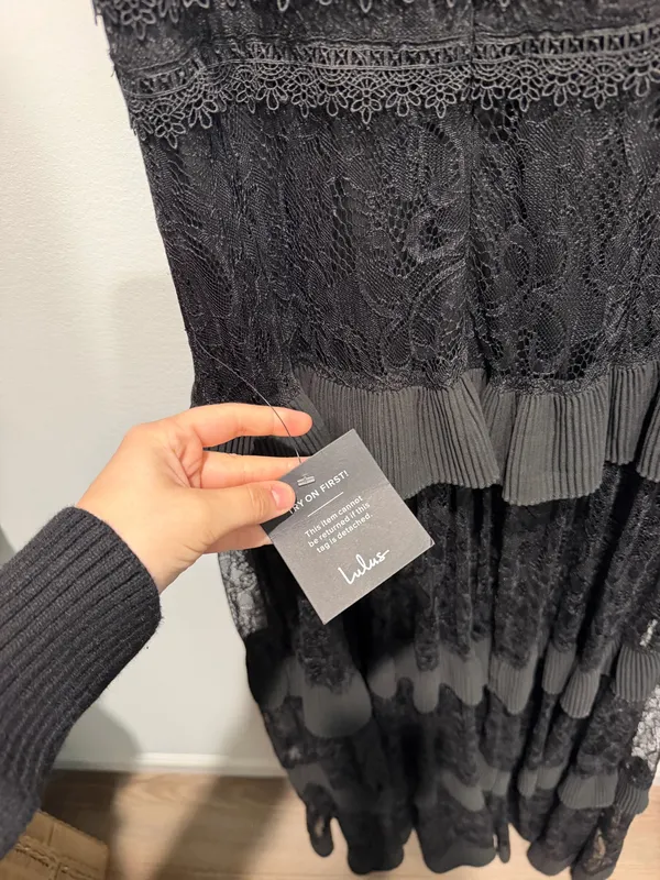 NWT Lulus Lace Tiered Dress  - Image 5