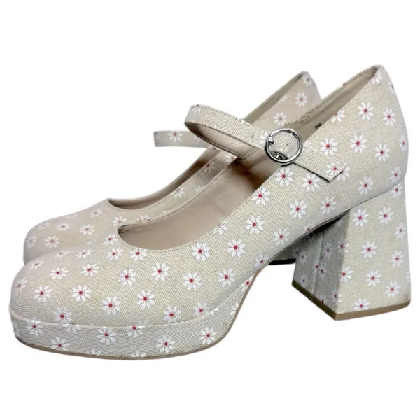 Madden Girl Women's Mantel Mary Jane Flower Print Platform Heels Size 9 Feminine - Image 2