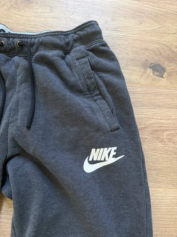 Nike Sweatpants Grey - Image 2