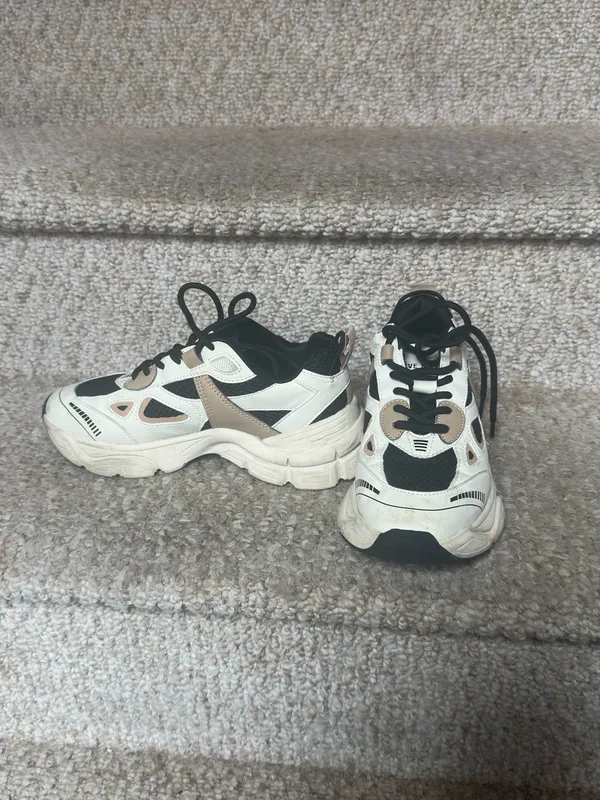 Steve Madden Clydie Sneakers - Image 2