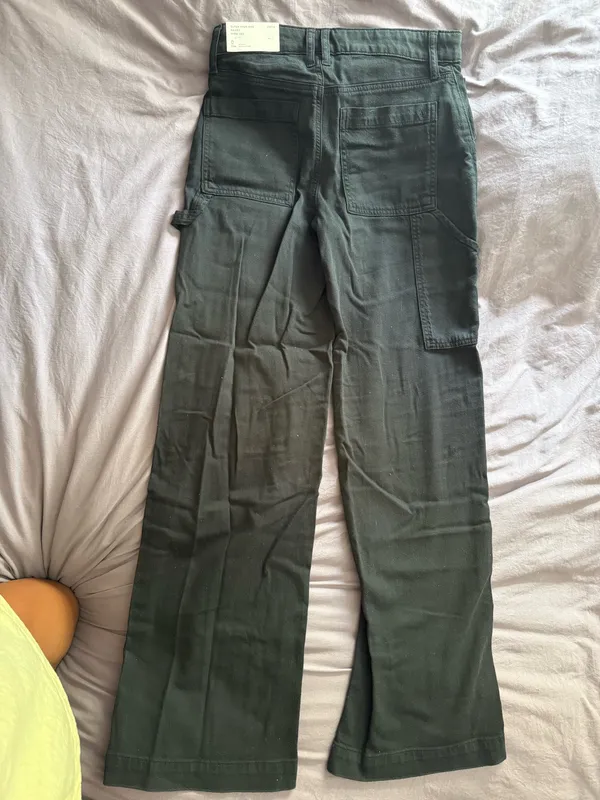 American Eagle Super High-Rise Baggy Wide-Leg Cargo - Image 2