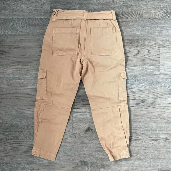 Banana‎ Republic Factory Utility Cargo Pant - Size 00 Petite - Iced Latte - NWOT - Image 3